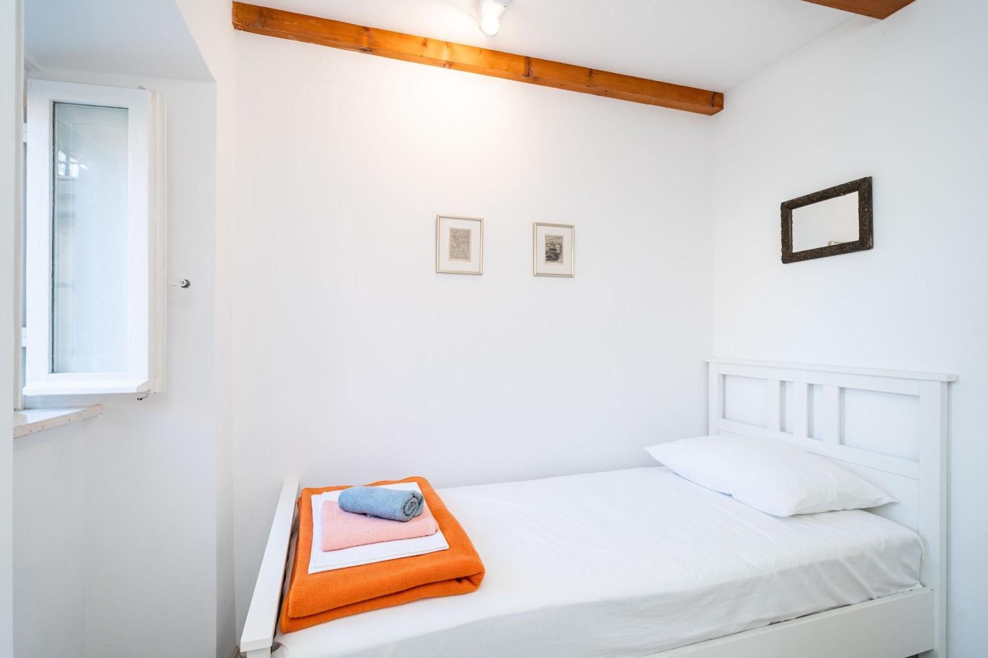 Lovely Holiday House Othello Next To The Buza Beach Дубровник Екстериор снимка