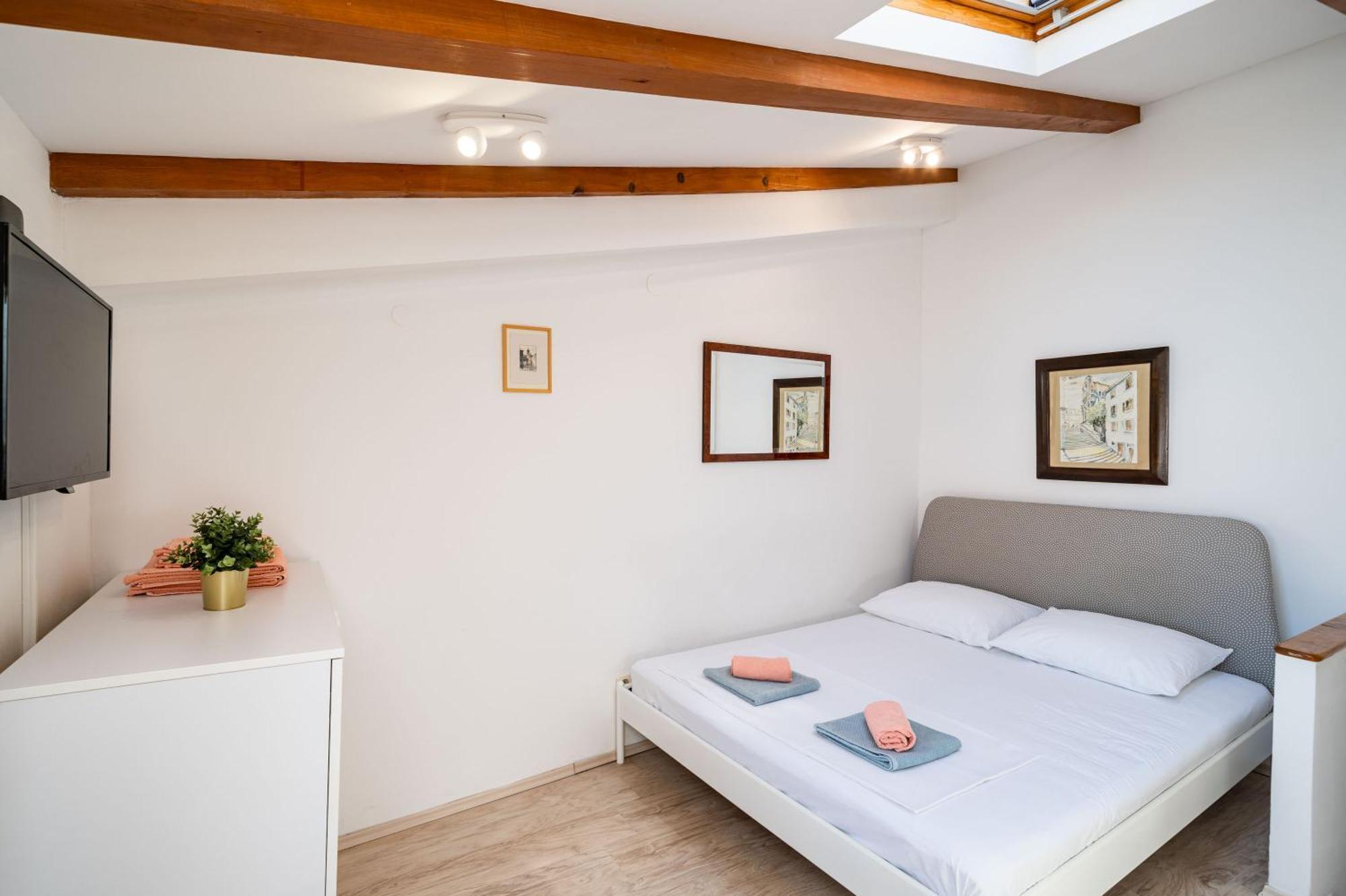 Lovely Holiday House Othello Next To The Buza Beach Дубровник Екстериор снимка